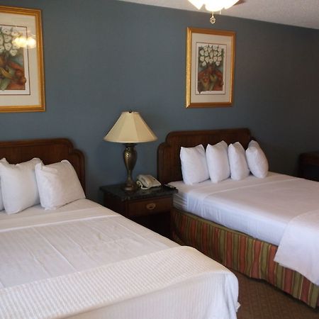 Four Horseman Travel Lodge Pilot Point 外观 照片